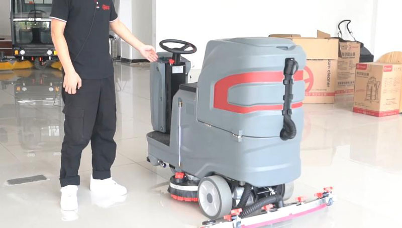 地板清潔機(jī)對倉庫運營的影響