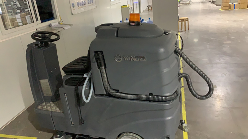 揚(yáng)子洗地機(jī)