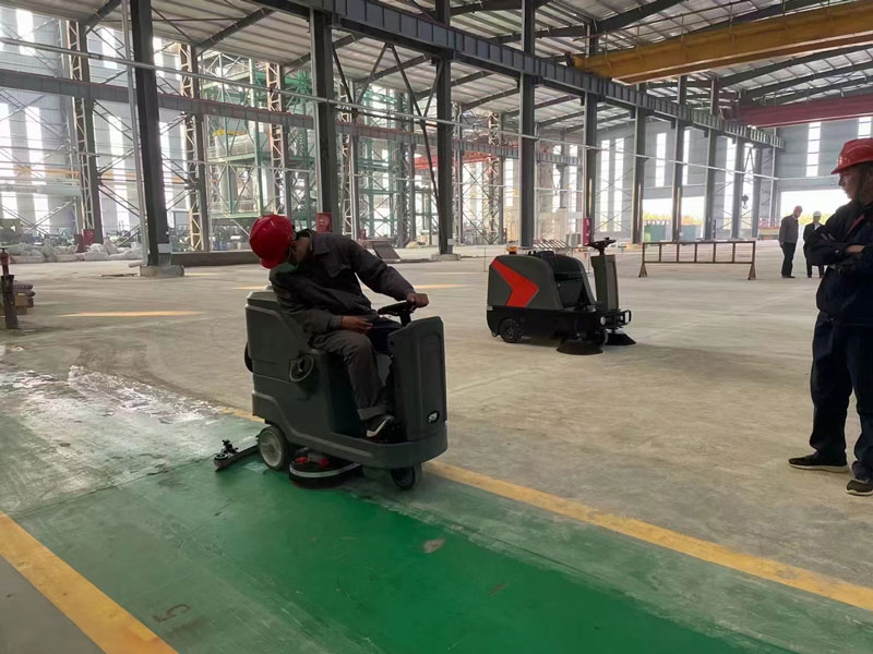 廈門(mén)中惠空調(diào)采購(gòu)揚(yáng)子洗地機(jī)