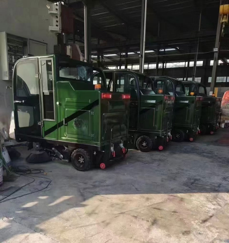 為什么要買駕駛式掃地機(jī)