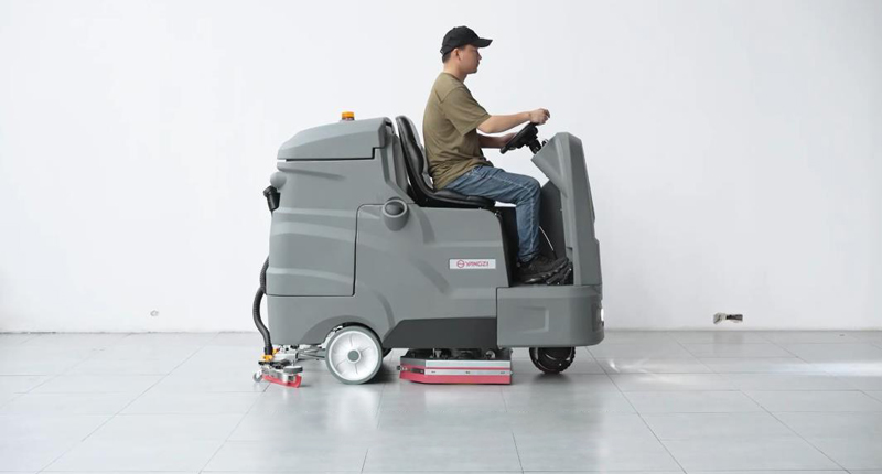 全自動洗地機(jī)的應(yīng)用 全自動洗地機(jī)的應(yīng)用